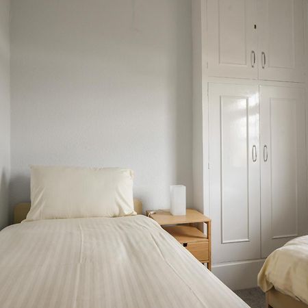Flat 2, 10 Seafield Road Leilighet Seaton  Eksteriør bilde
